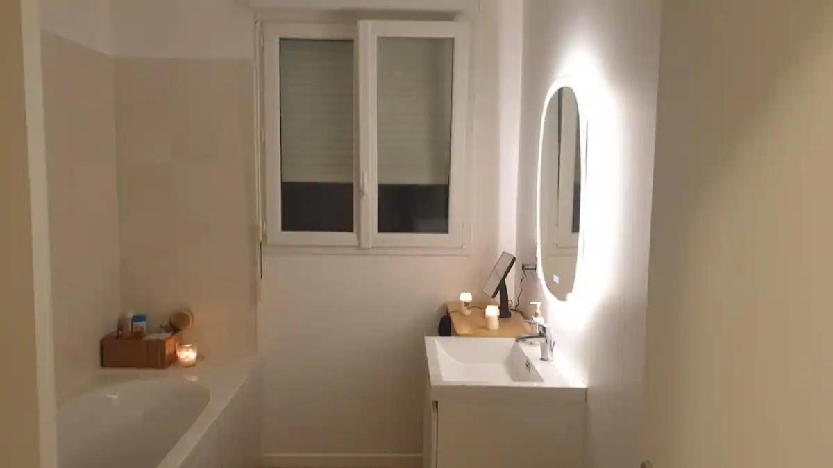 Chambre Calme Dans Une Maison Neuve Avec Jardin Billere エクステリア 写真